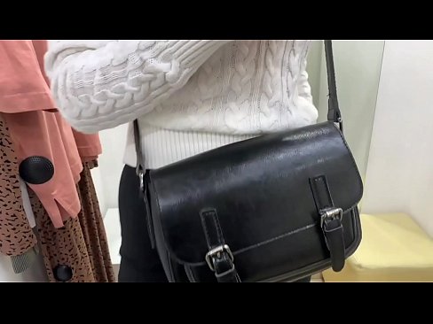 ❤️ Публична мастурбация на младата кучка FeralBerry с вибратор в стаята за обличане ❤❌ Просто порно в bg.makesexnotwar.ru ☑